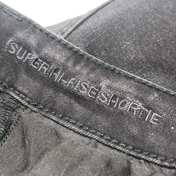 BUTTONFLY AMERICAN EAGLE SUPER HI-RISE SHORTIE JEAN SHORTS 6/28 ⭐️ - Picture 4 of 11